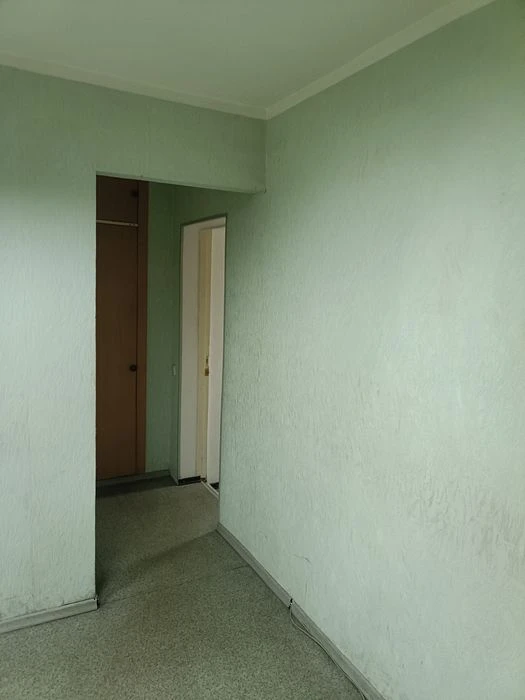 Продам 3к на проспекте Богдана Хмельницкого, р-н 16 больниц