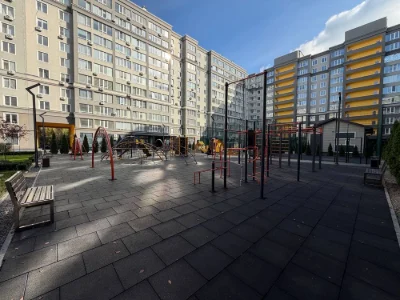 Мінімальне оформлення! 2-кімнатна квартира з початковим ремонтом