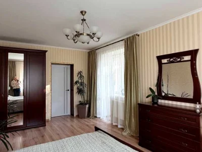 Квартира. Буча, Лісова вулиця