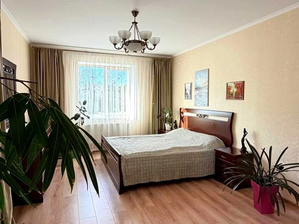 Квартира. Буча, Лісова вулиця