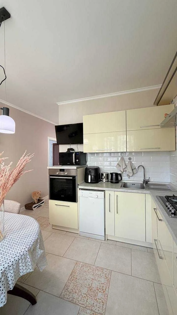 Продаж 2-кімнатної квартири 74,7 м² | Буча, вул. Лісова | Ме