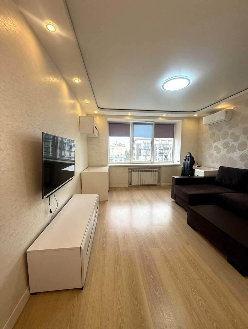 2-bedroom apartment renovated. Bucha. Minimal furnishing.