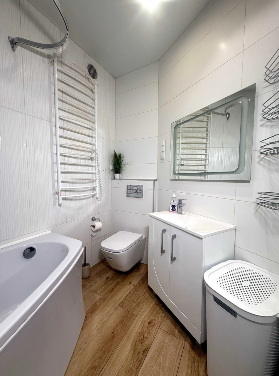 2-bedroom apartment renovated. Bucha. Minimal furnishing.