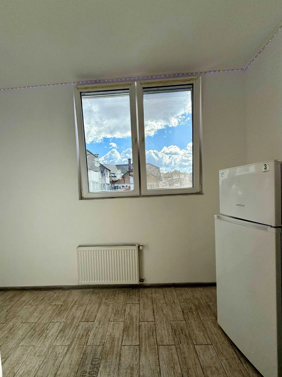 2-room apartment renovated. Individual gas heating