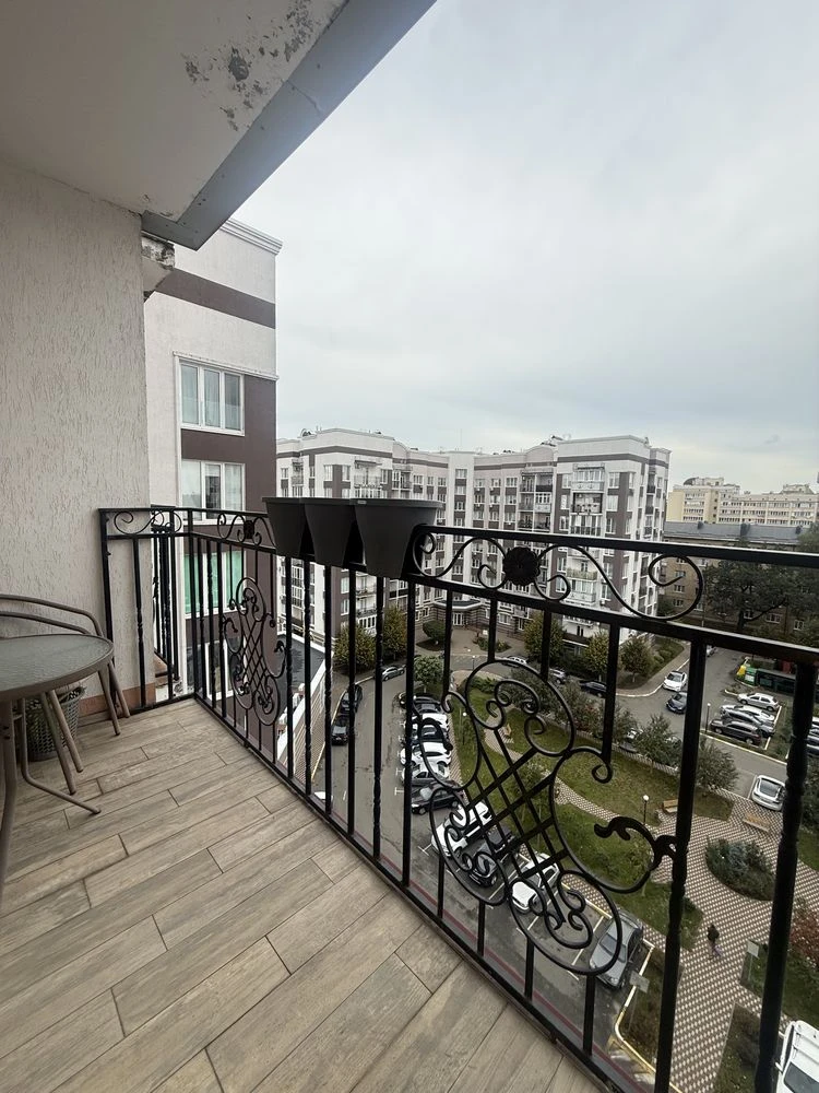Продается просторная 2-комнатная квартира площадью 60,2 м² с ремонтом
