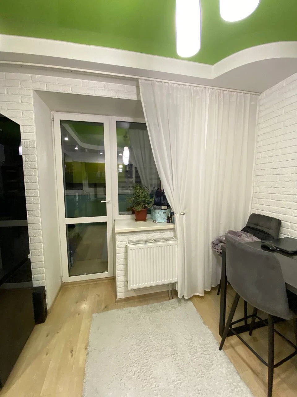 2-кімнатна квартира 59,9 м² з ремонтом та технікою | Центр Бучі