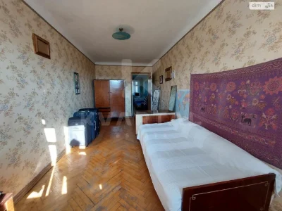 For Sale: 3-Room Apartment