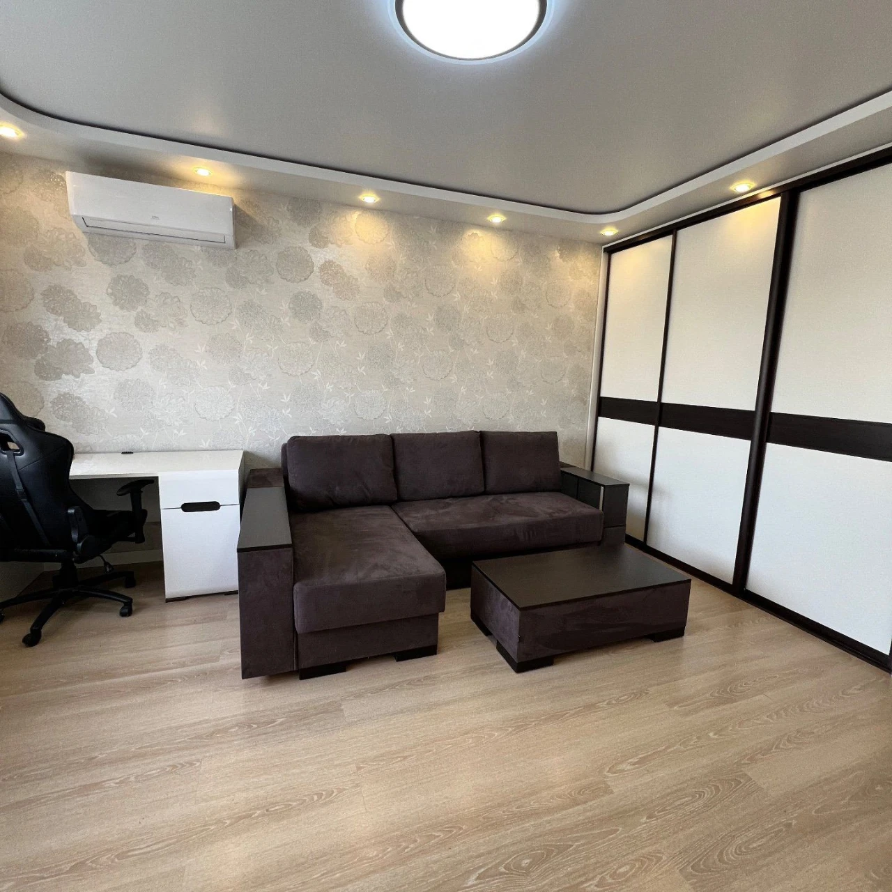 Apartment with renovation in the center of Bucha. Minimum taxes 2%.