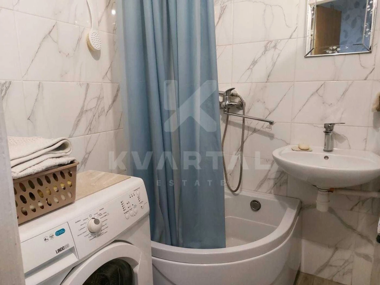 3 кімнатна 60 м2 Центр