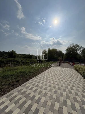 Apartment near the waterfront for sale! Gasified house.