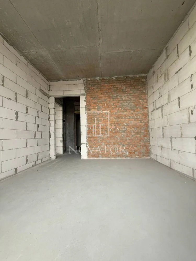 Apartment for Sale: 39 sq m with gas and open balcony! Ready building