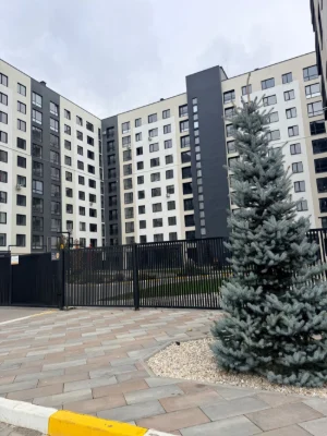 Продам квартиру з ремонтом Буча ЖК Континент рей!