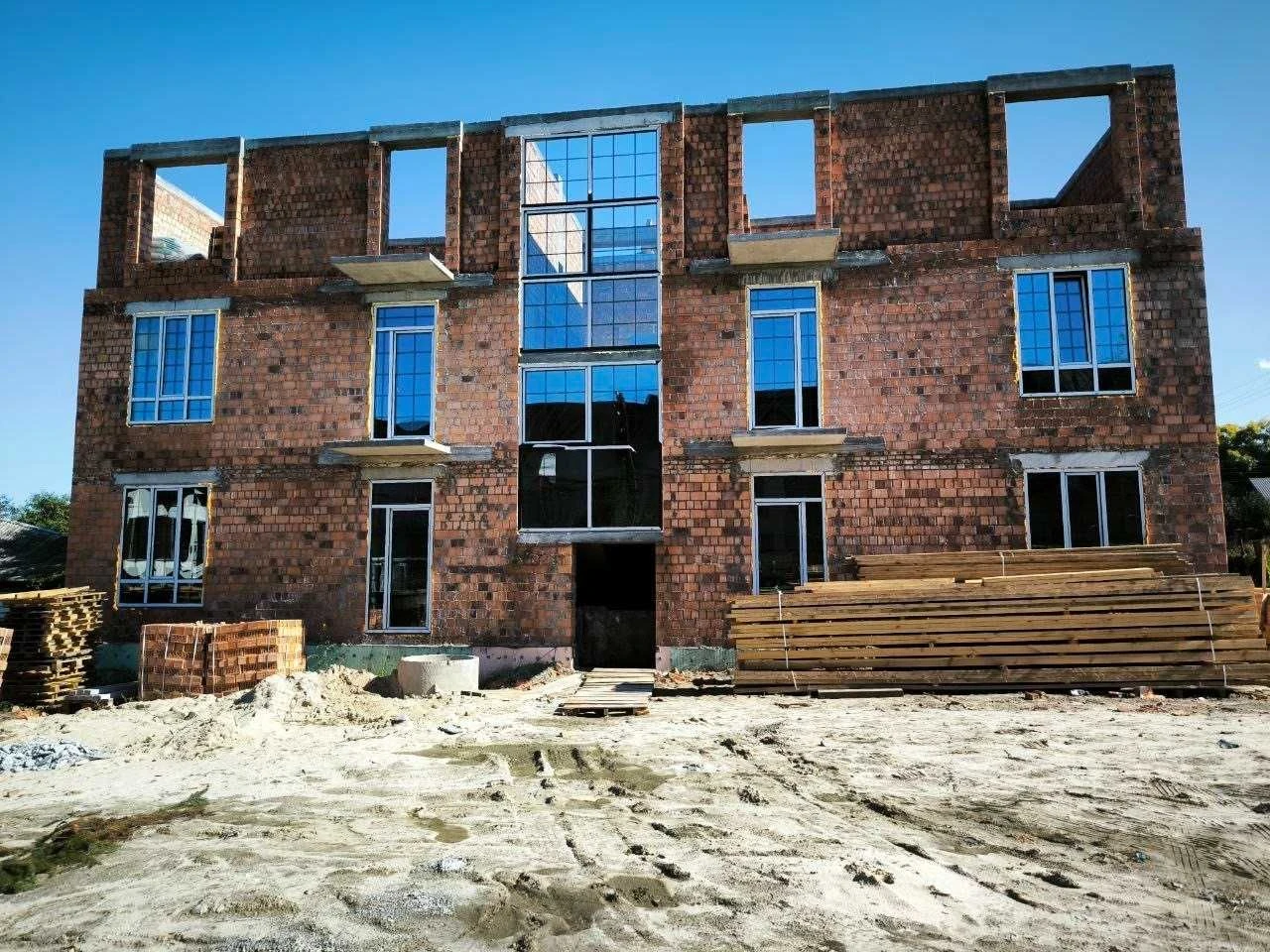 For Sale: One-bedroom apartment in Bucha | Club house format