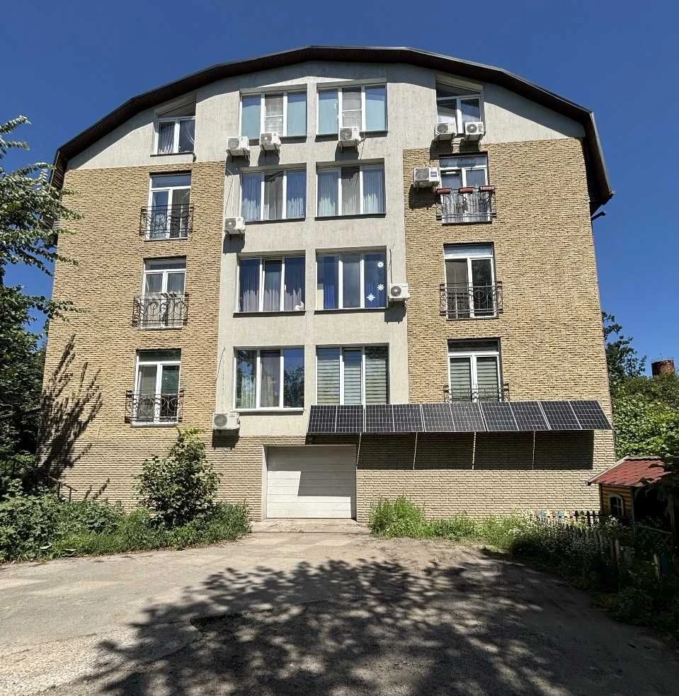 Двухкомнатная квартира в Буче с ремонтом и техникой