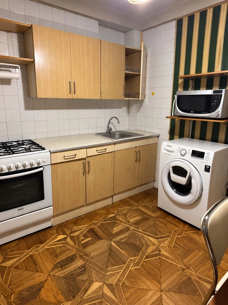 Sale of a 3-room apartment in the center of Bucha — Novososye, 11A