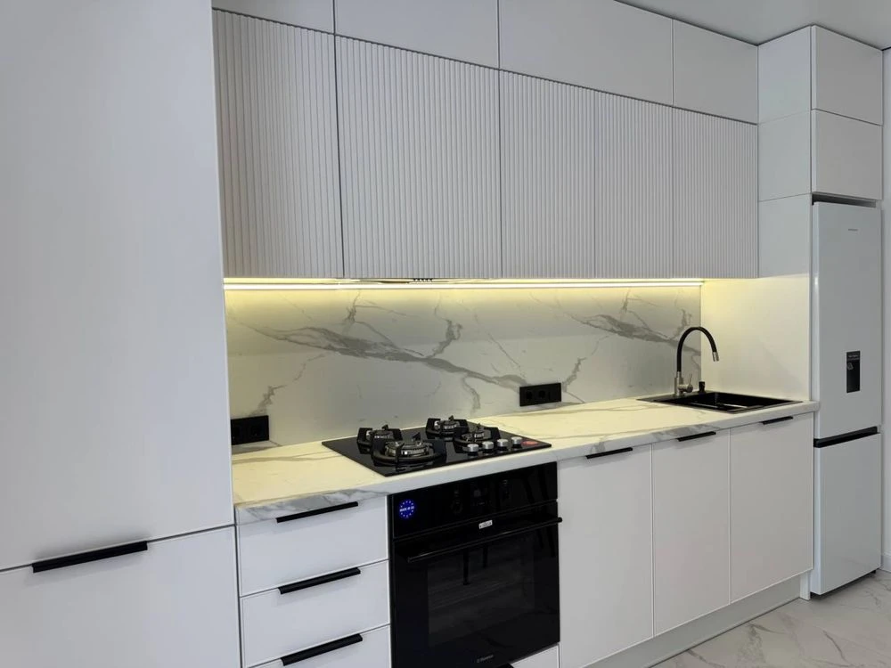 Apartment for Sale: Modern and Stylish Renovation