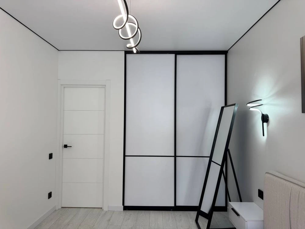 Apartment for Sale: Modern and Stylish Renovation