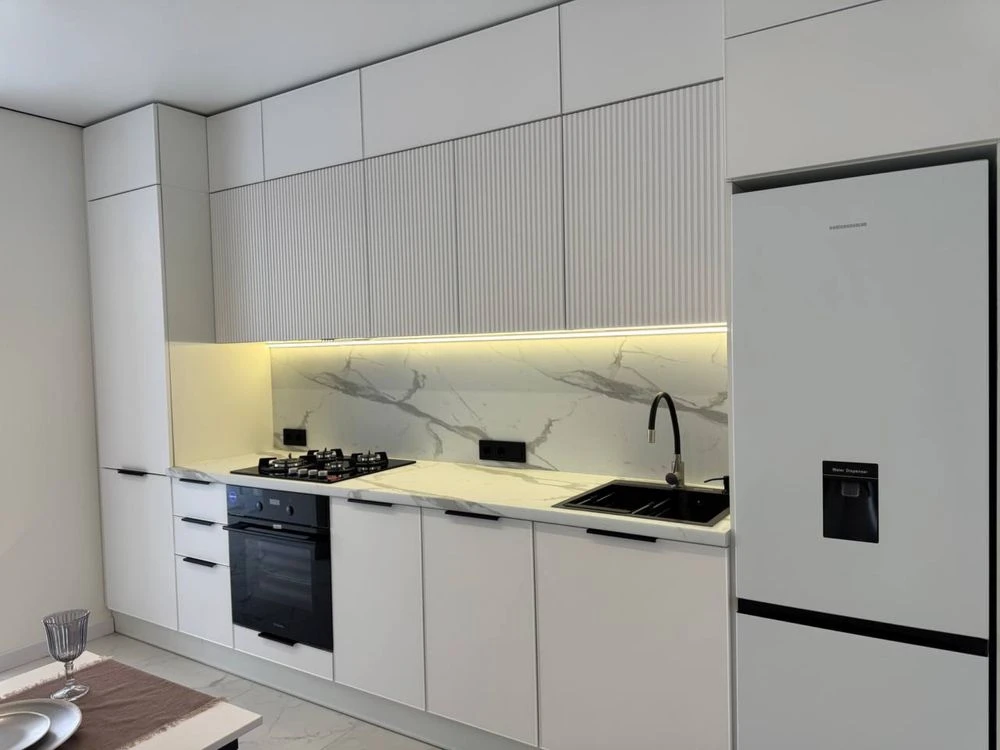 Apartment for Sale: Modern and Stylish Renovation