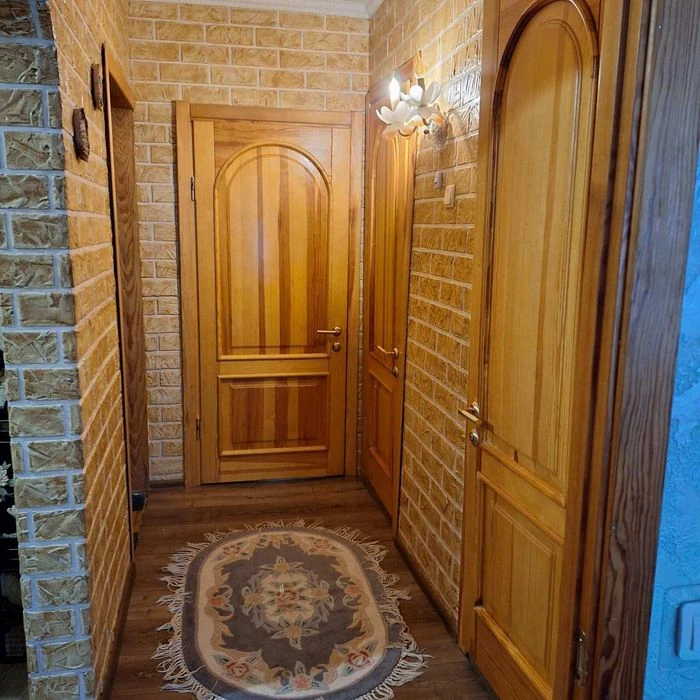 I will sell a 4-room apartment in the Topolya-3 residential area