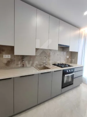 Продажа 1-комнатной квартиры с новым ремонтом (35 м²) в ЖК "Continent Ray", Буча