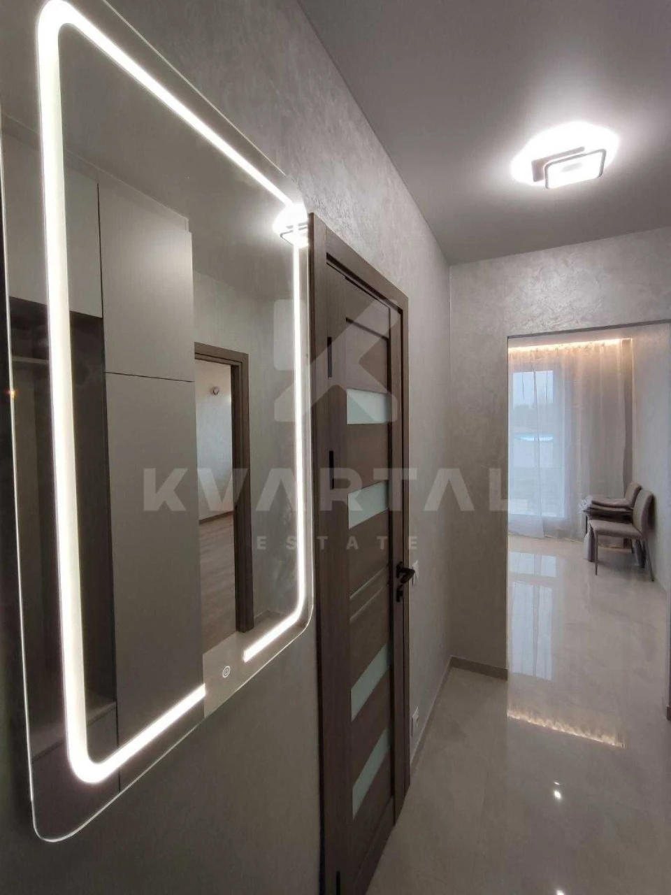 Продажа 1-комнатной квартиры с новым ремонтом (35 м²) в ЖК "Continent Ray", Буча