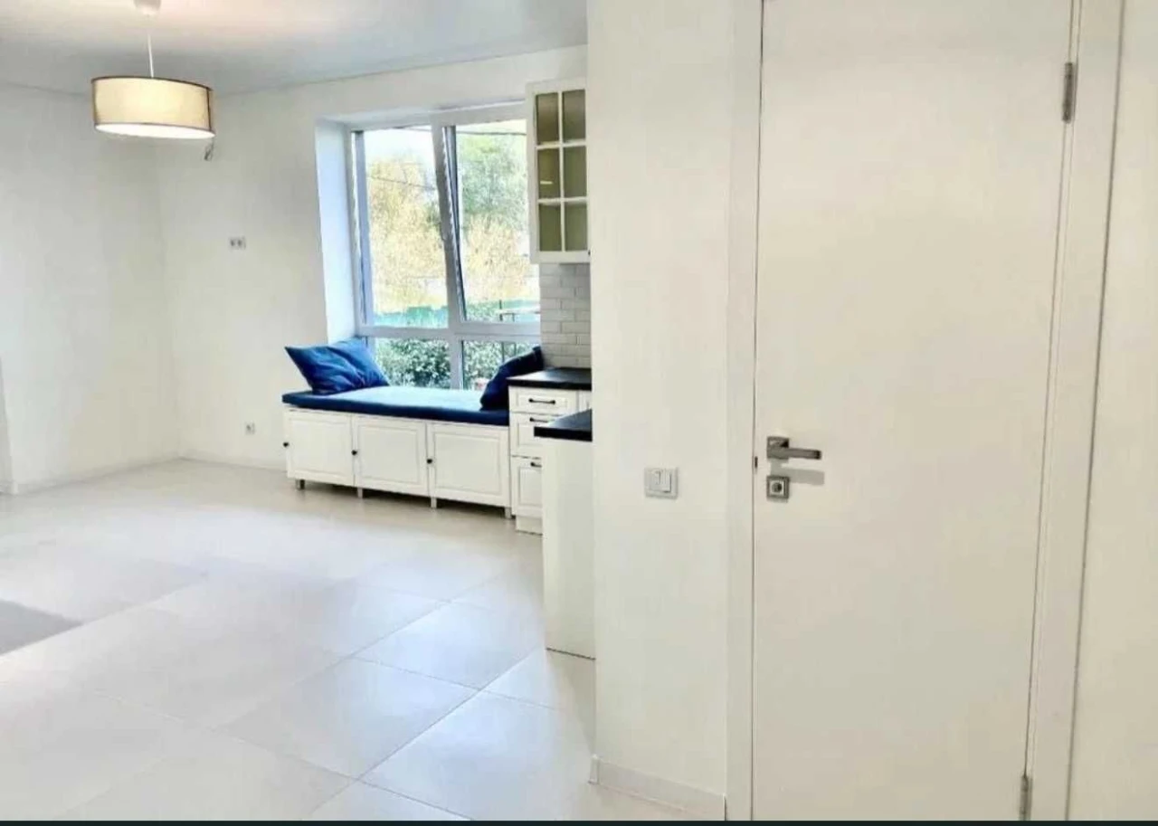 One-room apartment renovated. Bucha. Minimal furnishing.