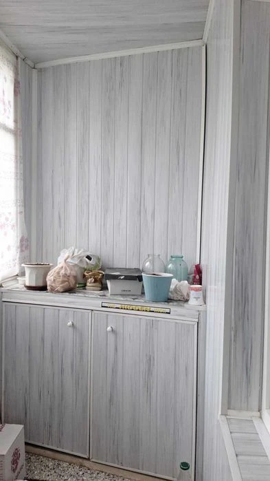I will sell a 4-room apartment in the Topolya-3 residential area