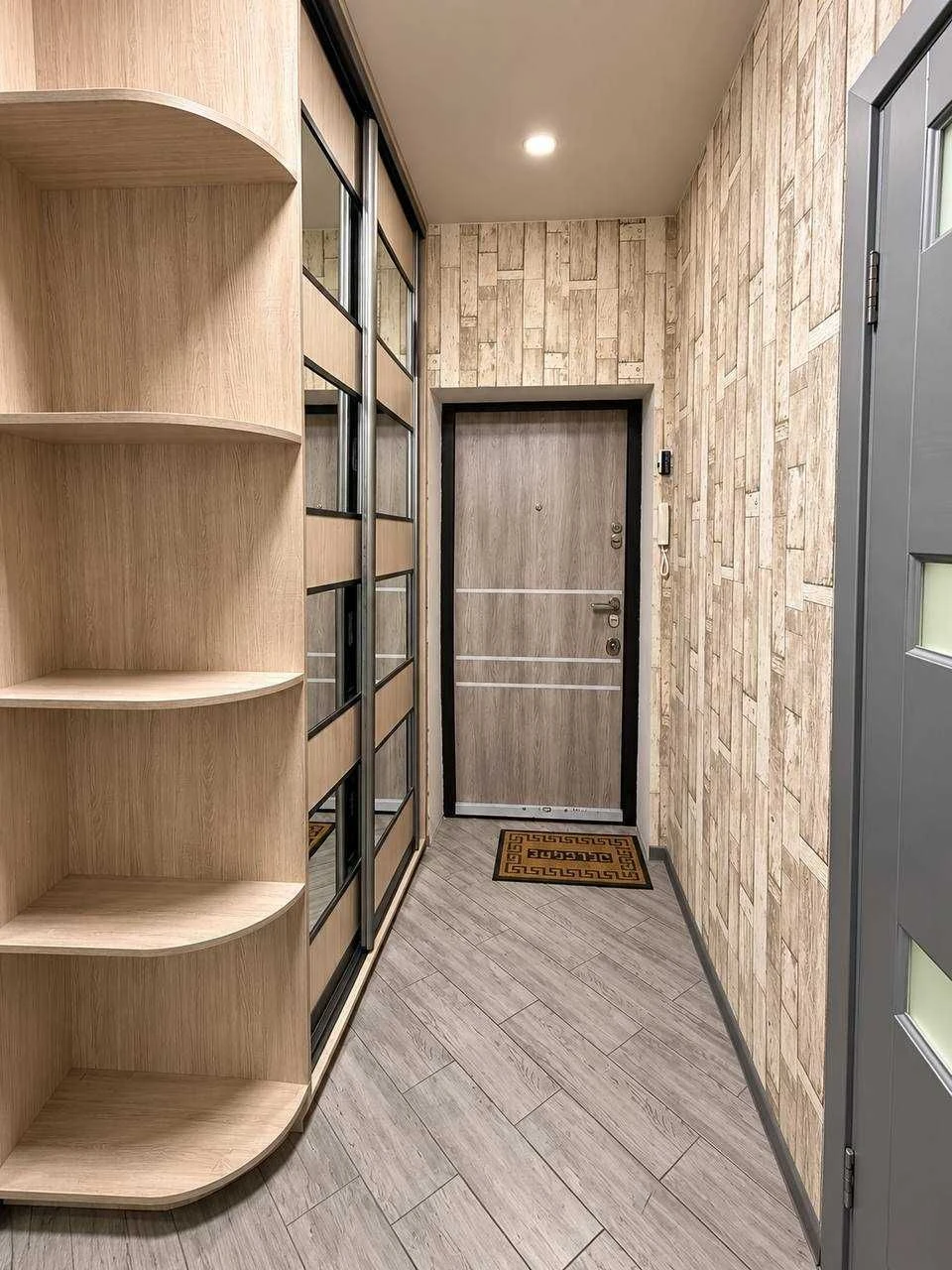 1-bedroom apartment renovated. Bucha. Minimal furnishing.