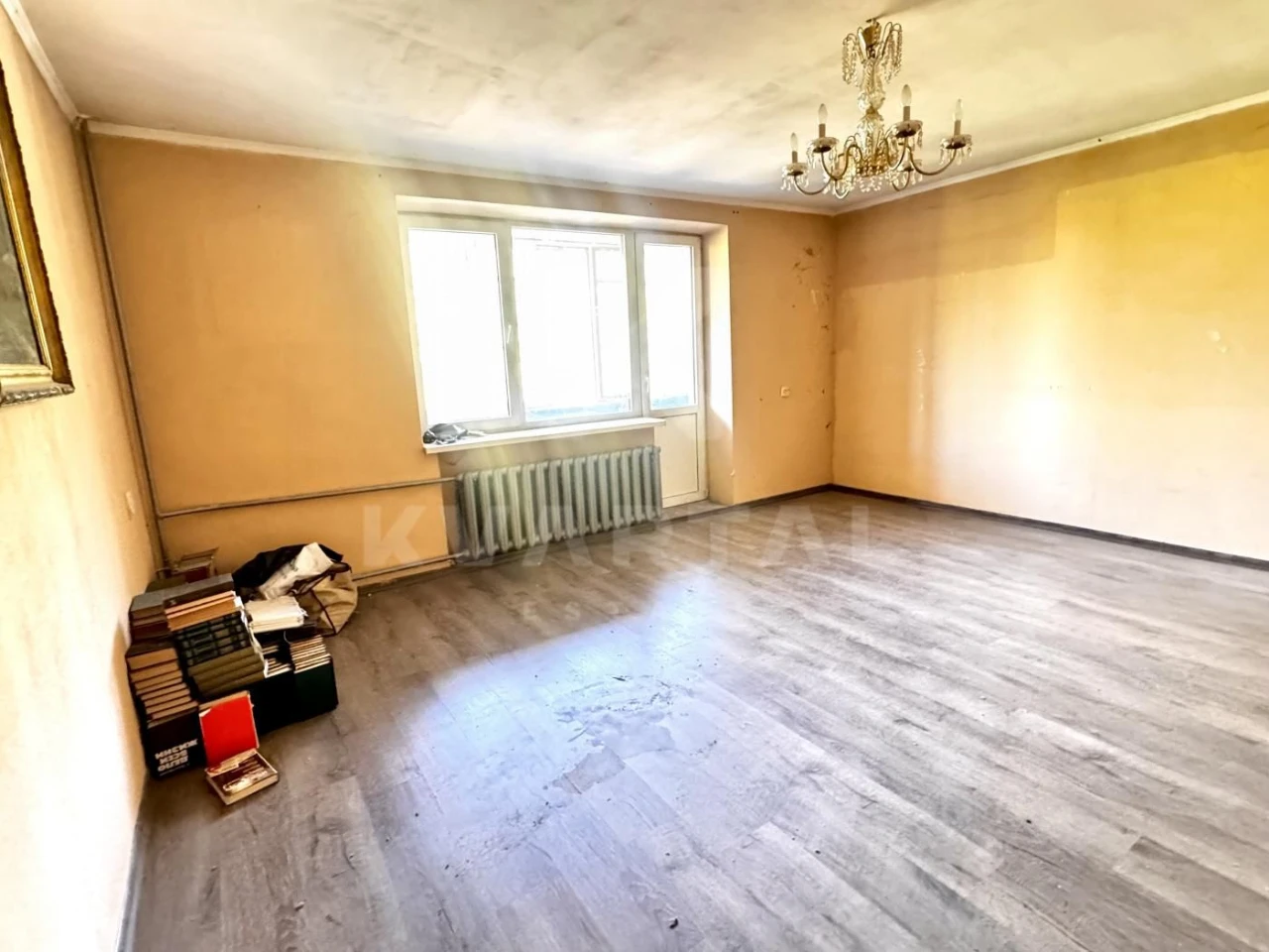 Located near a large park! Full 1-bedroom apartment!