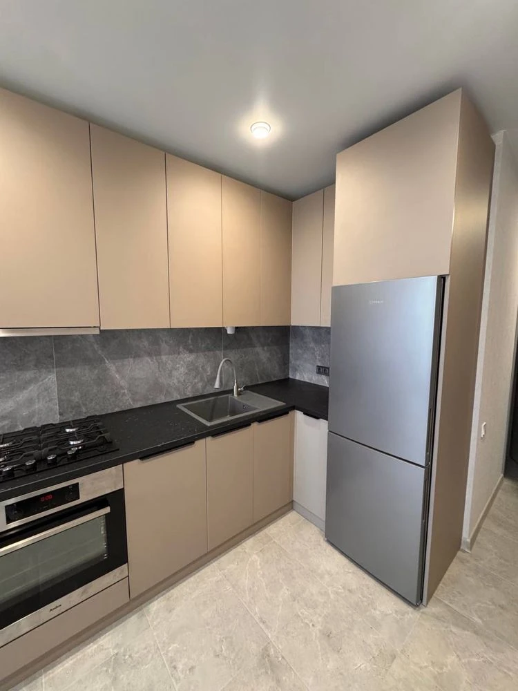 Buch. One-room apartment with modern renovation.