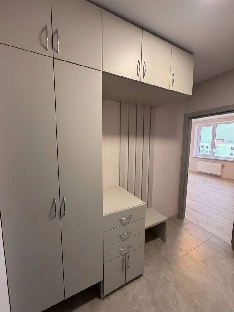 Buch. One-room apartment with modern renovation.