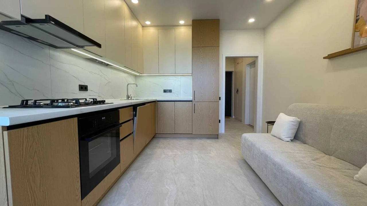 Sale of 1-room apartment with renovation/42.3 sq.m/ gas/ Bucha/ Millennium State