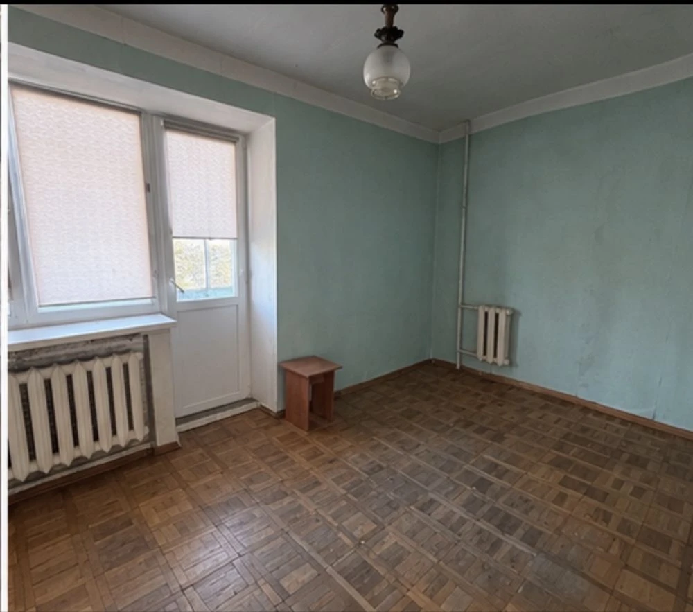 Two-bedroom apartment 41 sq m in the center of Bucha