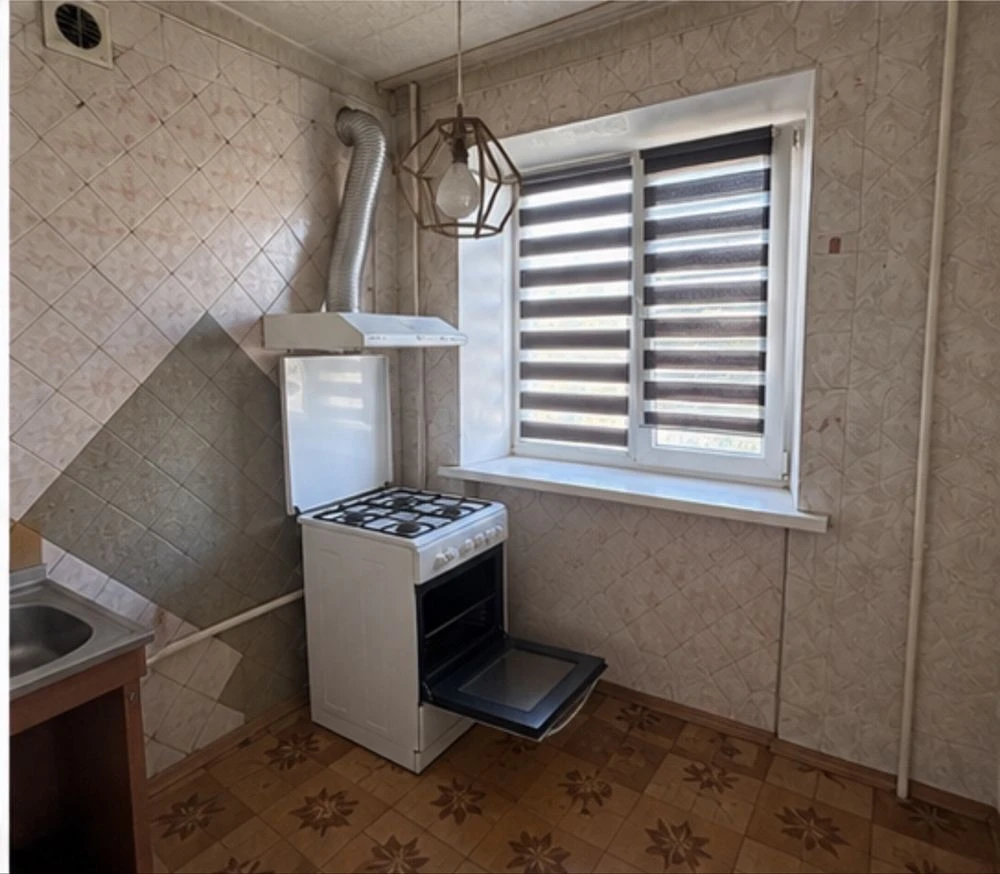 Two-bedroom apartment 41 sq m in the center of Bucha