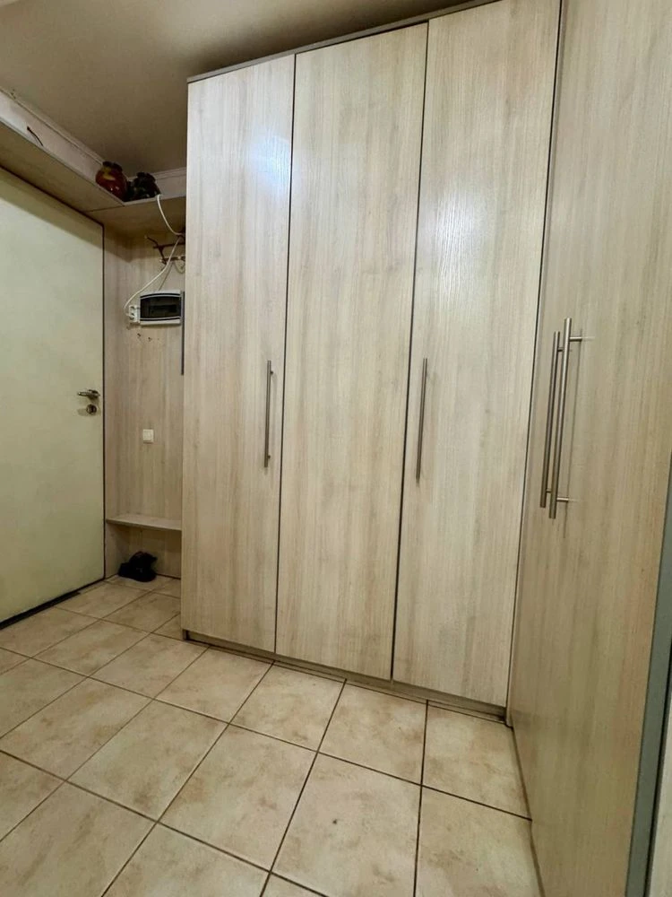 Двокімнатна квартира в Бучі з ремонтом, з газом для опалення