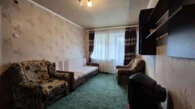 For Sale! No commission! 1-bedroom apartment with renovation and balcony! Individual