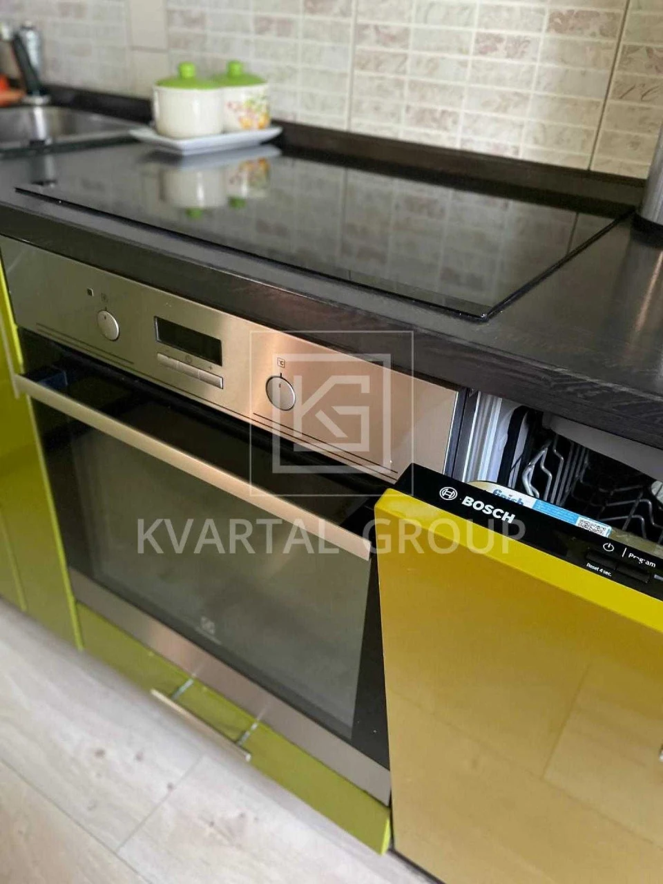 Продається простора 2-кімнатна квартира в самому серці Бучі.