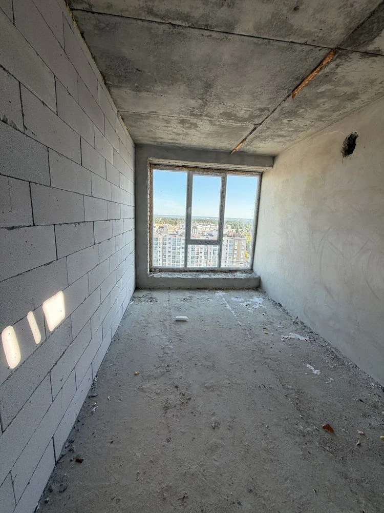 Investment property in Bucha with a private terrace of 25 m²