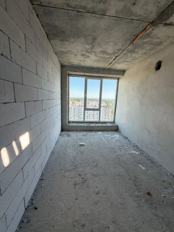 Investment property in Bucha with a private terrace of 25 m²