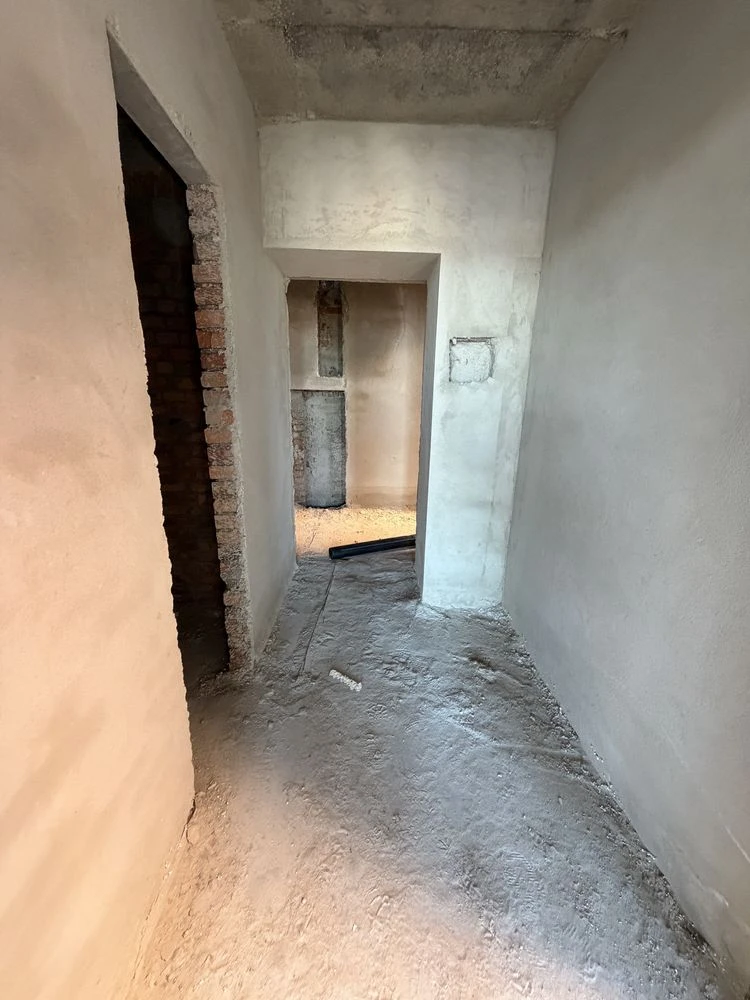 Investment property in Bucha with a private terrace of 25 m²