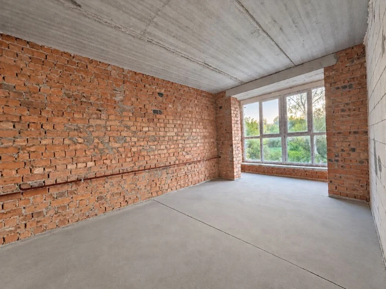 For Sale! Full 1-bedroom apartment! Individual gas