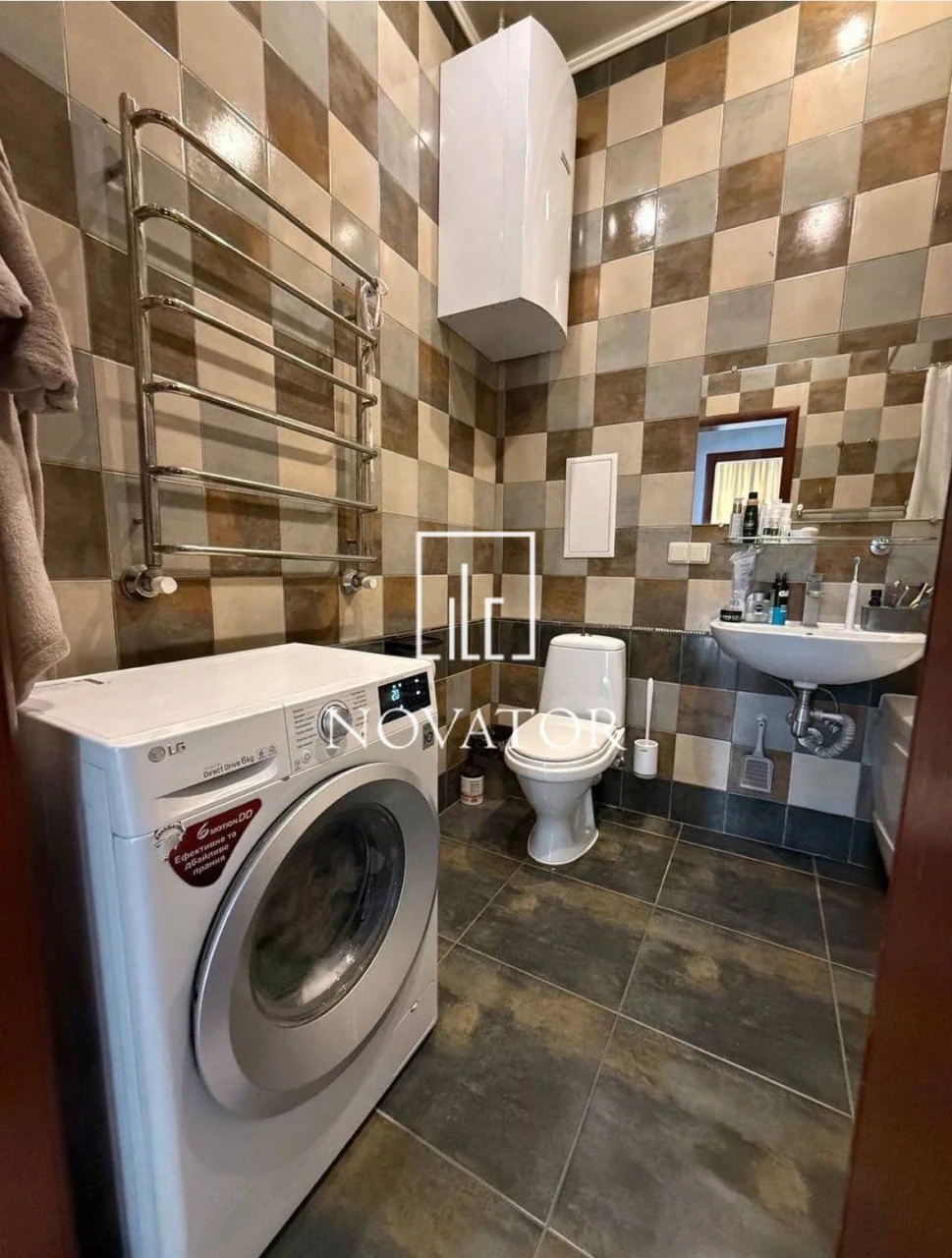 Urgent!! No commission! Two-room apartment. Capital