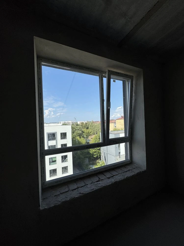 Apartment for sale near Buchanskii Park, inhabited apartment, studio