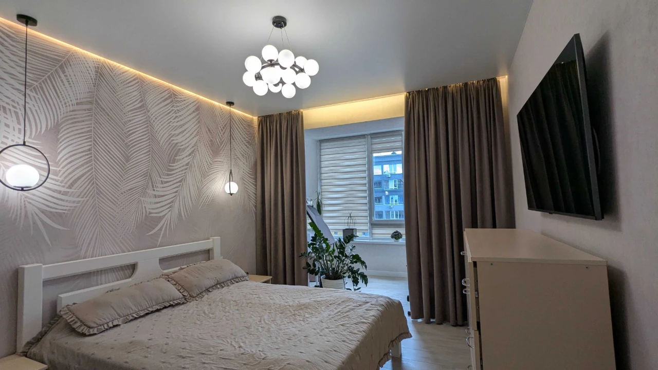 Spacious two-bedroom apartment (apartment) in one of the best