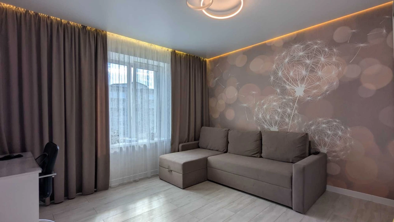 Spacious two-bedroom apartment (apartment) in one of the best
