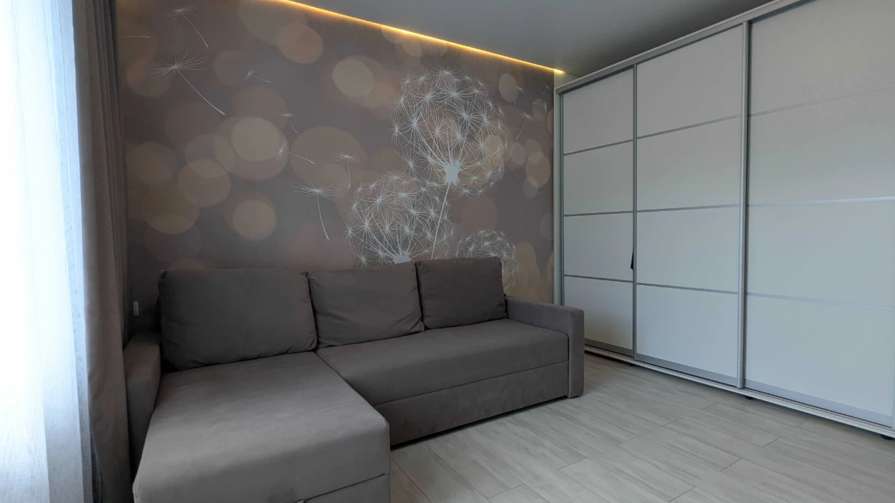 Spacious two-bedroom apartment (apartment) in one of the best