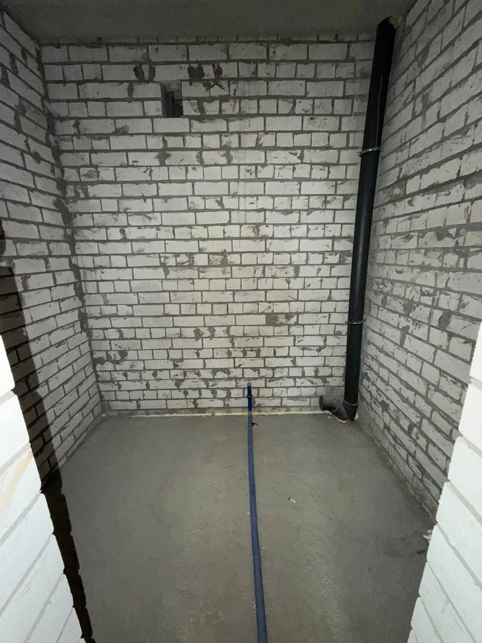 Two-bedroom apartment with a dressing room in a developed area of Buch