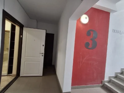 One-bedroom apartment renovated with independent gas heating