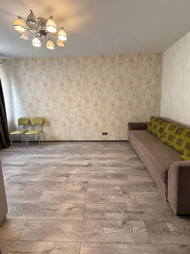 For Sale | 1-Bedroom Apartment with Renovation in Bucha | 4th Floor