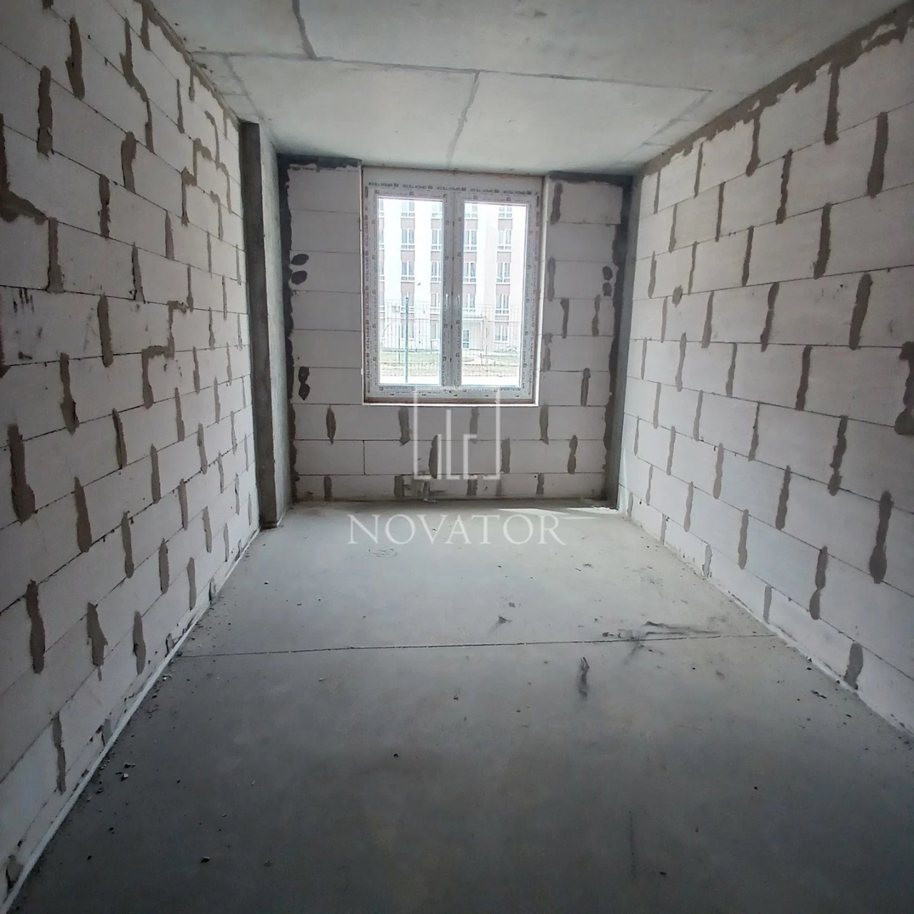Cheapest 2-room apartment in a completed building with utilities and